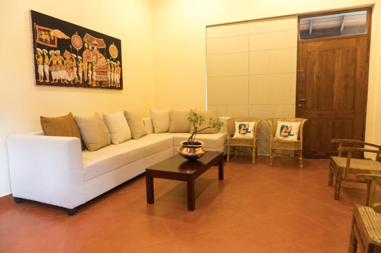 Aronka Homestay Канді Екстер'єр фото